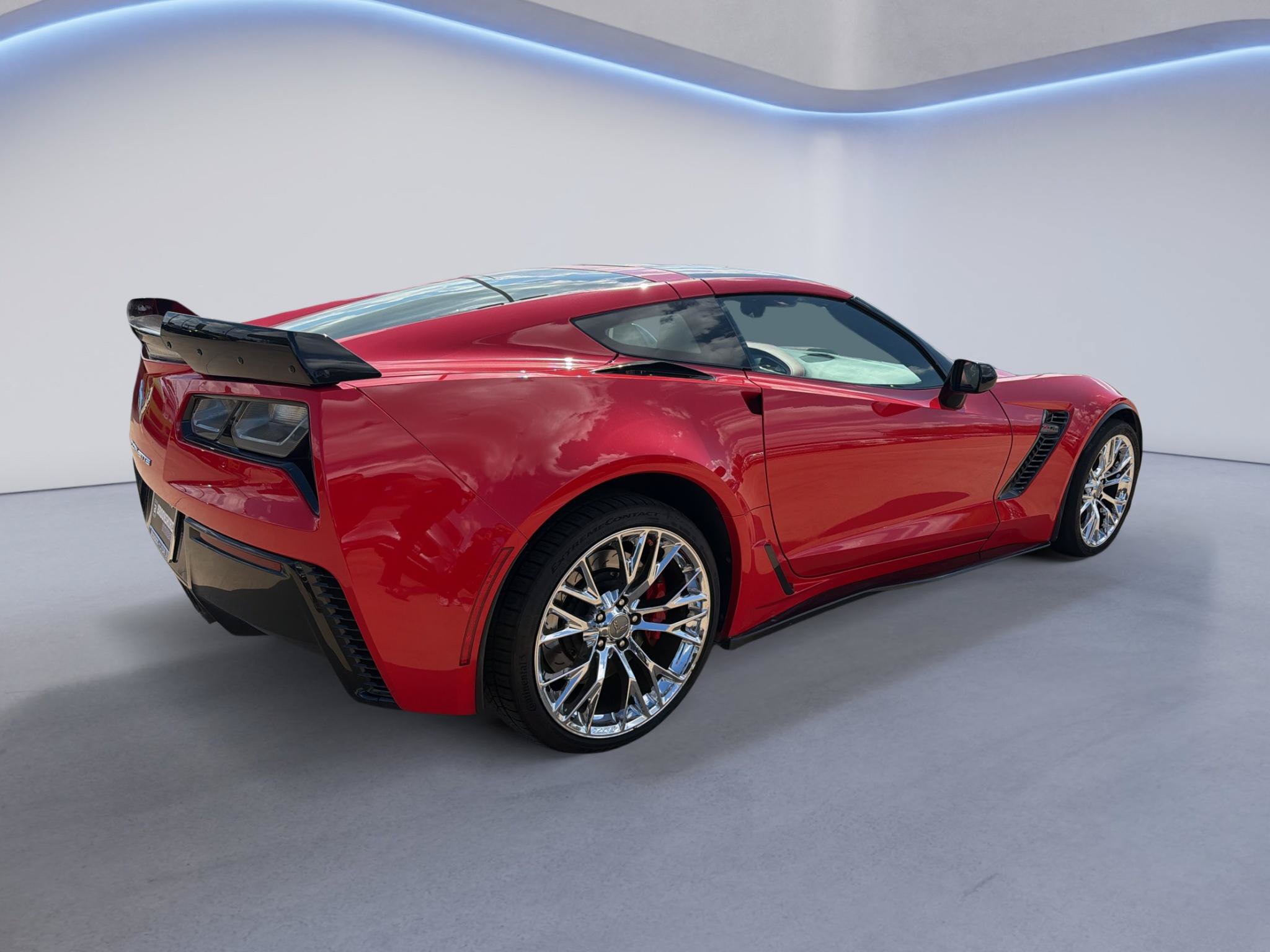 Used 2016 Chevrolet Corvette Z06 w/ 3LZ Preferred Equipment Group RWD image 6