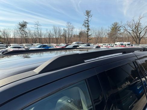 Used 2025 Ford Expedition Active image 19