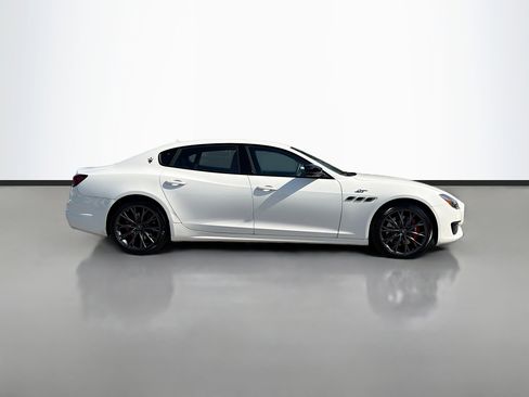 Certified 2022 Maserati Quattroporte GT image 2