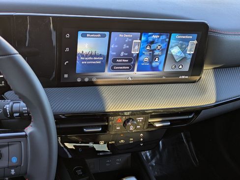 New 2026 Nissan Kicks SR image 16