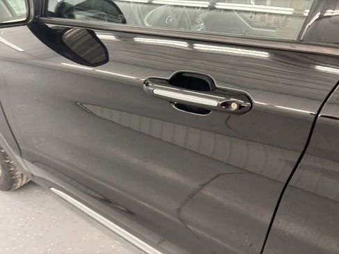 Used 2022 Ford Explorer Limited w/ Equipment Group 301A image 20