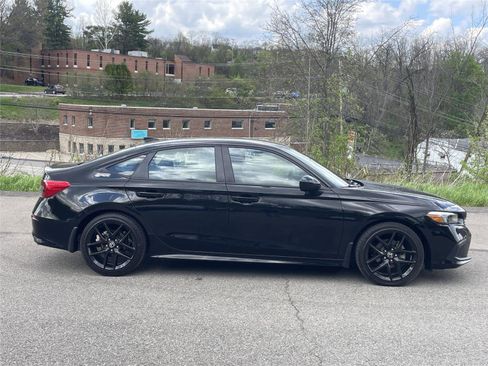 Used 2022 Honda Civic Sport image 6