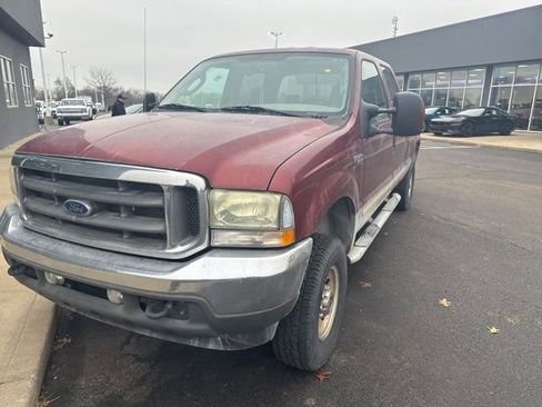 Used 2004 Ford F250 XLT image 2