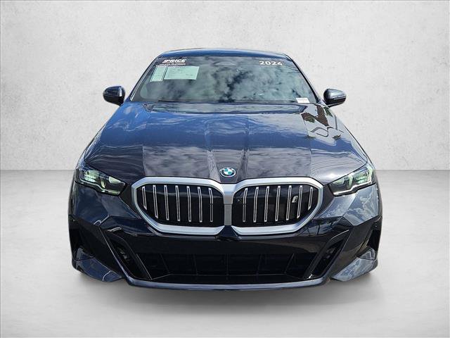 Certified 2024 BMW i5 eDrive40i w/ Executive Package RWD image 2