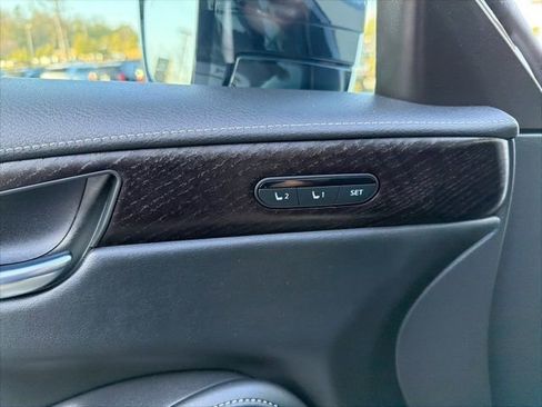 Used 2024 INFINITI QX60 Sensory w/ Vision Package image 14