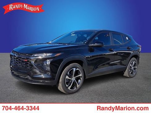 New 2026 Chevrolet Trax RS w/ Sunroof Package image 1