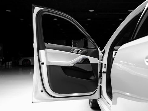 Used 2024 BMW X6 M60i image 54