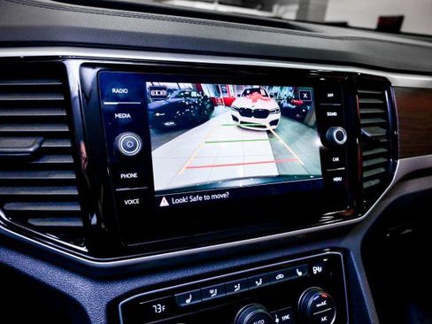 Used 2022 Volkswagen Atlas SE image 50