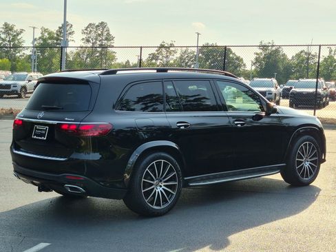 Certified 2024 Mercedes-Benz GLS 450 4MATIC image 10