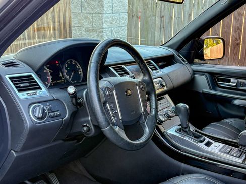 Used 2012 Land Rover Range Rover Sport HSE LUX AWD/4WD image 2
