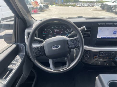 Used 2024 Ford F250 XL w/ STX Appearance Package AWD/4WD image 16