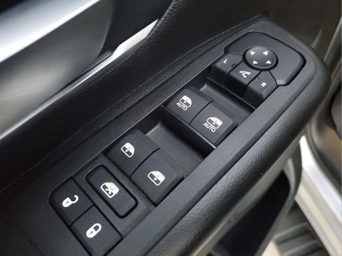 Certified 2025 RAM 1500 Big Horn image 17