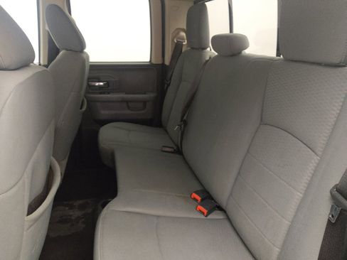 Used 2014 RAM 1500 Classic SLT RWD image 18