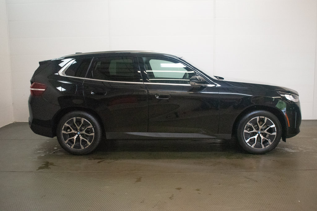 New 2026 BMW X3 xDrive30i w/ Premium Package AWD/4WD image 3