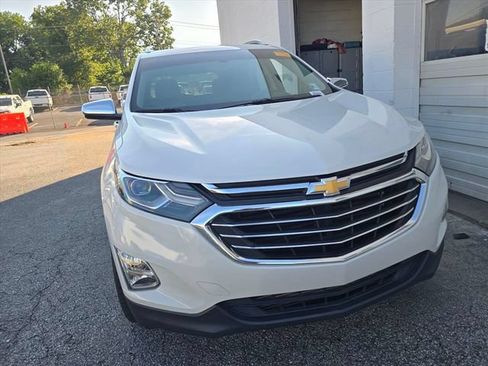 Used 2019 Chevrolet Equinox Premier FWD image 12