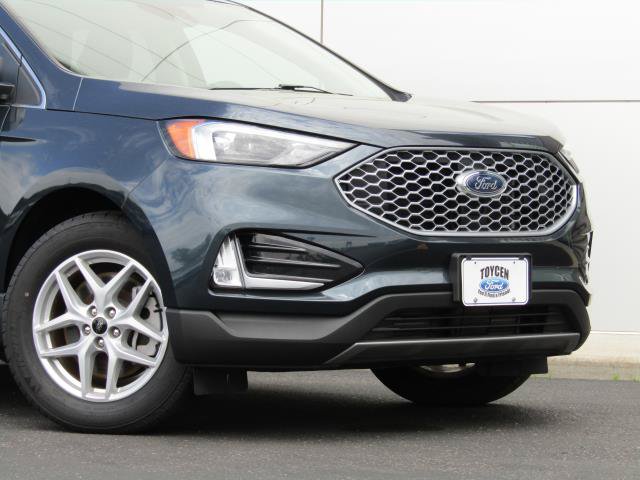 Used 2024 Ford Edge SEL w/ Convenience Package AWD/4WD image 4