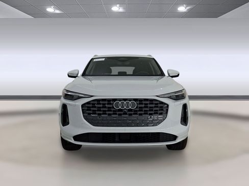 Used 2025 Audi Q5 Premium Plus w/ Premium Plus image 6