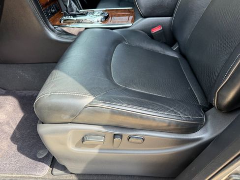 Used 2019 INFINITI QX80 Luxe w/ All-Season Package image 23