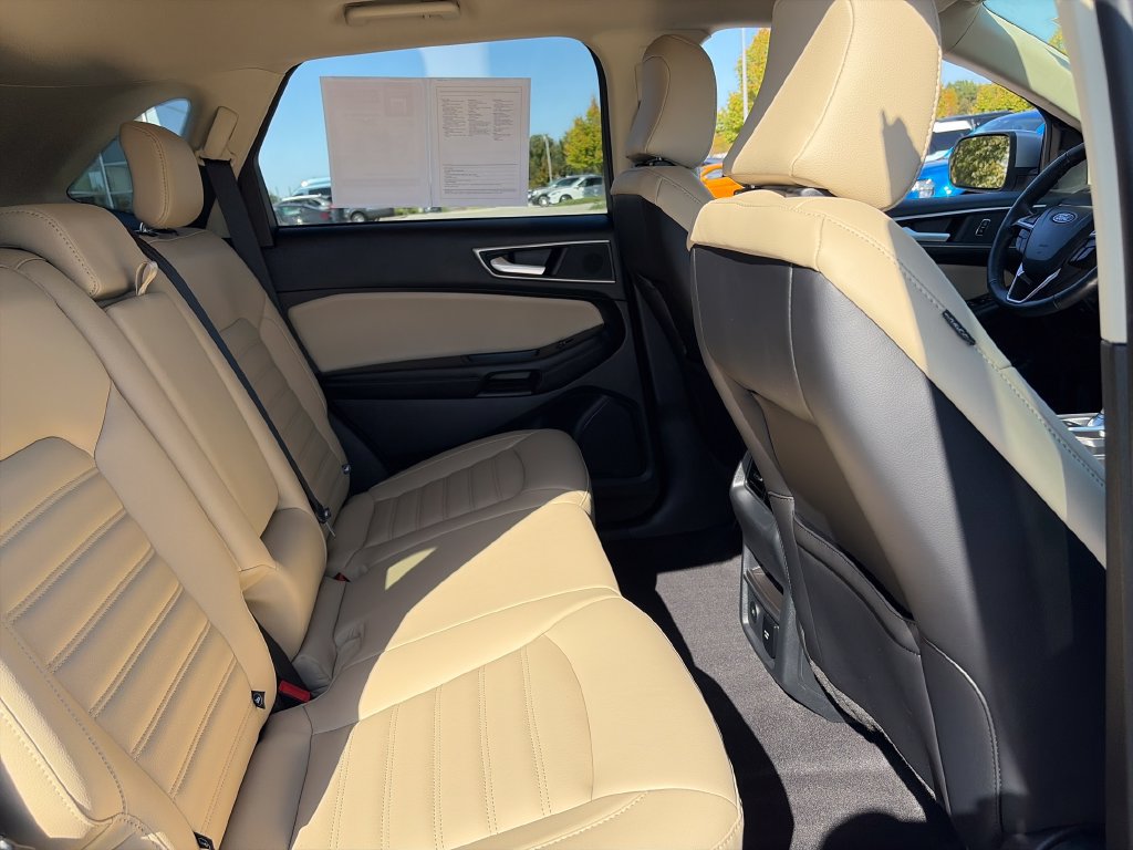 Used 2024 Ford Edge SEL w/ Convenience Package AWD/4WD image 31