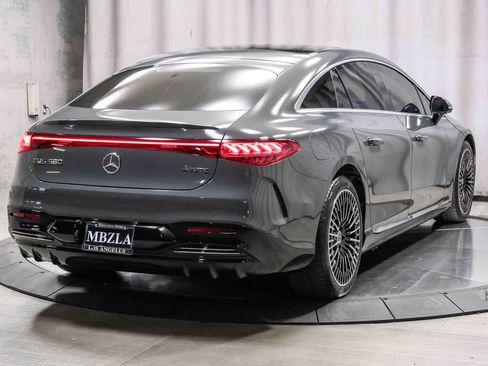 Certified 2024 Mercedes-Benz EQS 580 4MATIC Sedan image 4