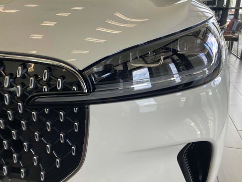 Certified 2025 Lincoln Aviator Reserve w/ Equipment Group 201A image 9