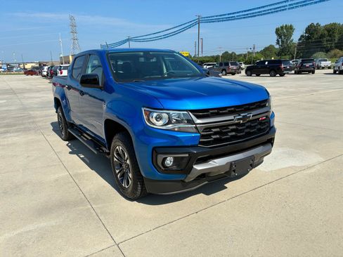 Used 2021 Chevrolet Colorado Z71 AWD/4WD image 4