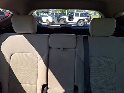 Used 2017 Hyundai Santa Fe Sport w/ Cargo Package AWD/4WD image 19