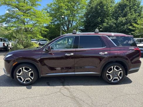 Used 2024 Hyundai Palisade Limited AWD/4WD image 19