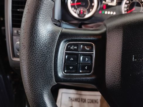 Used 2018 RAM 1500 Express AWD/4WD image 21