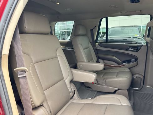 Used 2019 Chevrolet Tahoe Premier AWD/4WD image 24