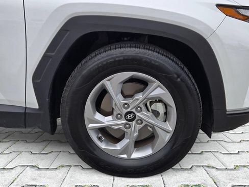 Used 2022 Hyundai Tucson SEL FWD image 3