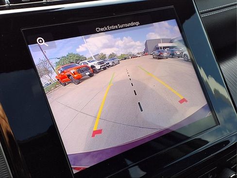 Used 2024 Jeep Grand Cherokee L Altitude image 21