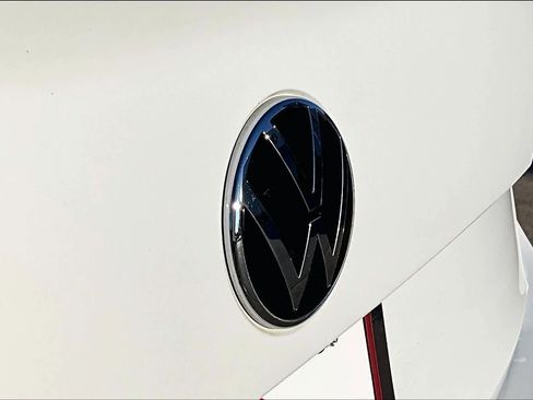 Used 2024 Volkswagen Jetta S image 30