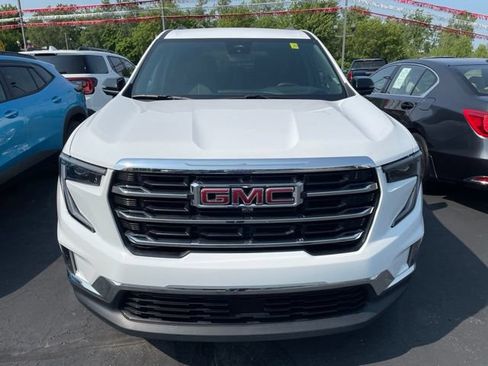 Used 2026 GMC Acadia Elevation w/ Elevation Premium Package FWD image 2