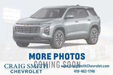 Used 2025 Chevrolet Trax RS w/ Driver Confidence Package FWD image 2