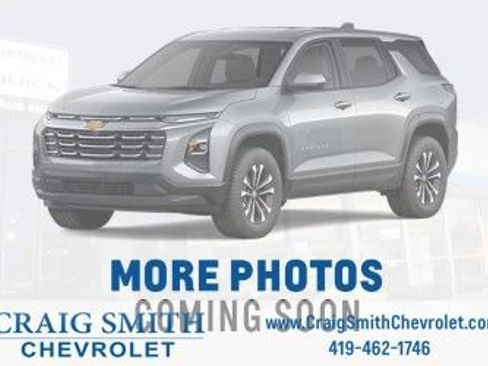 Used 2025 Chevrolet Trax RS w/ Driver Confidence Package FWD image 2
