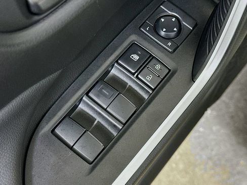 Used 2025 Toyota RAV4 LE AWD/4WD image 20