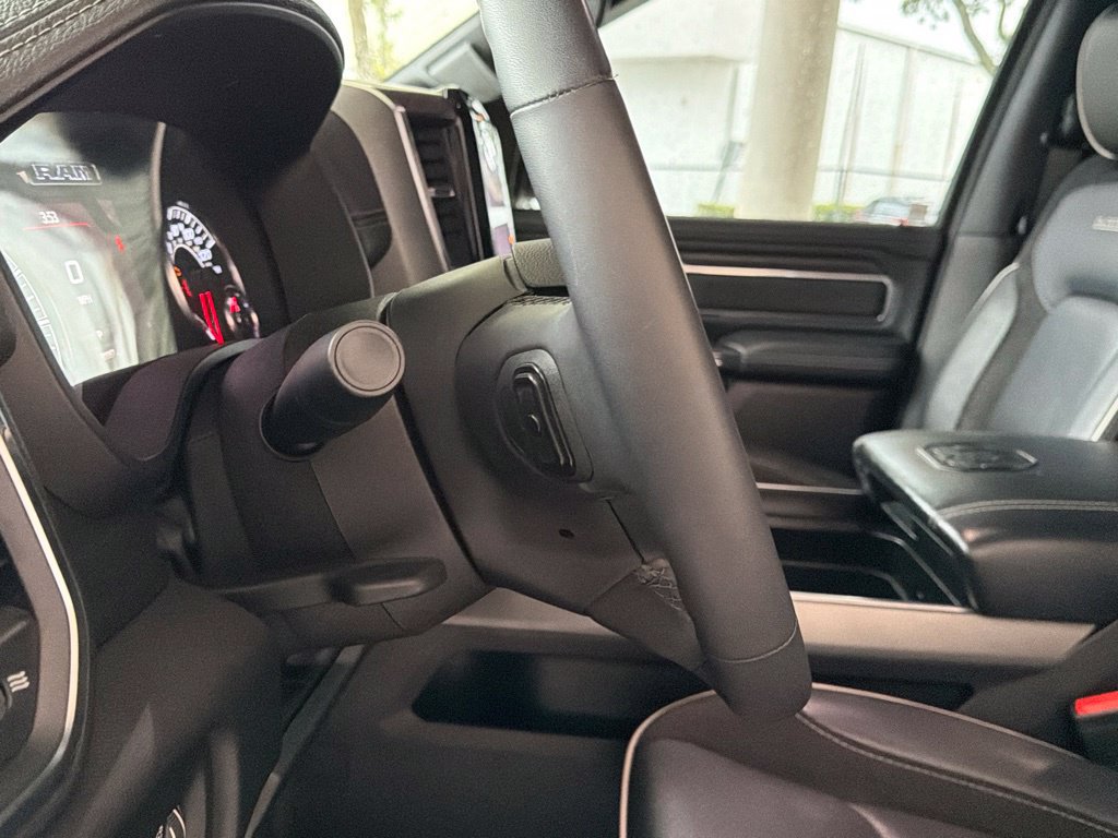 Used 2025 RAM 1500 Laramie w/ Sport Appearance Package AWD/4WD image 46