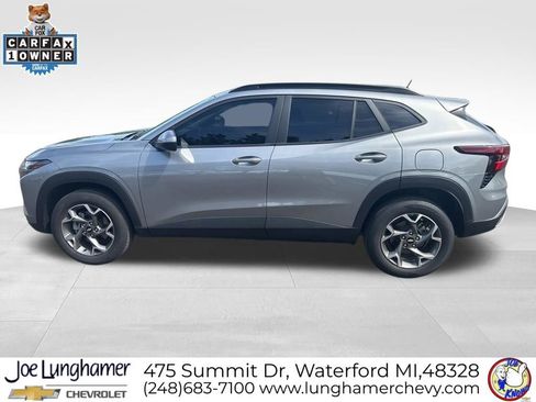 Used 2025 Chevrolet Trax LT w/ Driver Confidence Package FWD image 7