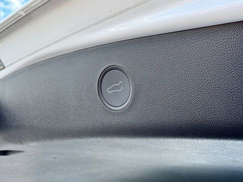 Used 2021 Tesla Model 3 Long Range AWD/4WD image 16