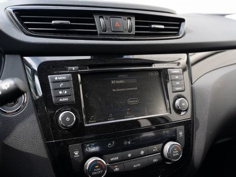 Used 2020 Nissan Rogue Sport SV w/ All-Weather Package AWD/4WD image 25
