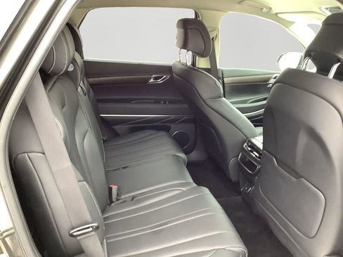 Used 2024 Genesis GV80 2.5T image 13