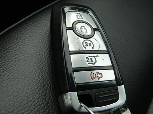 Used 2024 Ford Edge SEL w/ Convenience Package AWD/4WD image 28