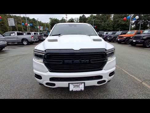 Used 2022 RAM 1500 Laramie AWD/4WD image 3