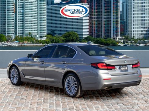 Used 2023 BMW 530i image 4