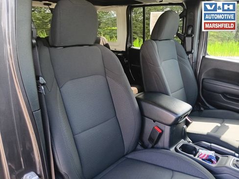 Used 2023 Jeep Wrangler Unlimited Sport AWD/4WD image 14