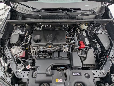 Used 2022 Toyota RAV4 XLE image 27