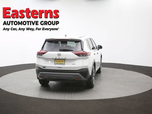 Used 2023 Nissan Rogue S AWD/4WD image 40