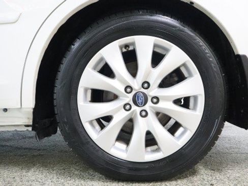 Used 2016 Subaru Legacy 2.5i Premium AWD/4WD image 24