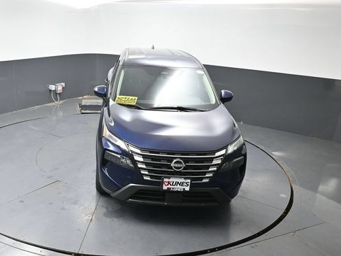 Used 2024 Nissan Rogue SV AWD/4WD image 48